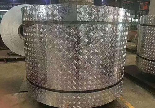 Bobine d'évaporateur à ailettes en aluminium, cercle de plaque de bande de roulement en aluminium pour climatiseur